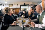 Vier Frauen und ein Todesfall