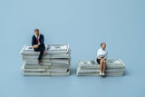 So viel weniger verdienen Frauen in Österreich immer noch
