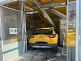 Autio kracht in Postfiliale Klosterneuburg