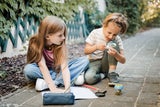 Mit Neugier und Entdeckergeist setzen sich Kinder früh mit Biodiversität auseinander – Werte, die auch der SPAR Vielfaltspreis fördert.