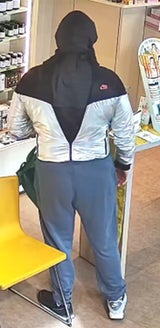 Räuber Hijab  Wien