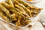 3 Spargelrezepte aus dem Airfryer, die Sie jetzt ausprobieren sollten