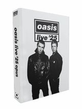 Oasis vergolden ihr Comeback jetzt mit Luxus-Fotobuch