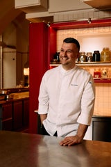 Küchenchef Tamas Kiss setzt bei den Produkten kompromisslos auf Qualität und Saisonalität.