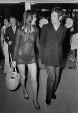 Legendär: Jane Birkin im transparenten Minikleid.