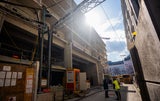 Abrissarbeiten am Rohbau des geplanten Signa-Kaufhauses "Lamarr" auf der Mariahilferstrasse.