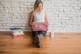 Home-Office vs. Büro: Neue Studie zeigt, wo Österreich wirklich produktiver ist