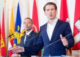 Der damalige Innenminister Herbert Kickl (FPÖ/l.) und Bundeskanzler Sebastian Kurz (ÖVP) beim Pressefoyer nach einer Sitzung des Ministerrates am Mittwoch, 27. Juni 2018, in Wien.  