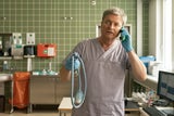 Alfred Dorfer als Gerichtsmediziner Dr. Tom Wippler in "Kommissar Rex".