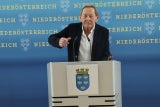 Wolfgang Ambros