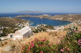 Statt Mykonos: Diese griechische Insel ist genauso schön, weniger überlaufen & viel günstiger