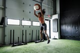 Warum Sie für Ihre Sommerfigur nur noch dieses 10-Minuten-Workout brauchen