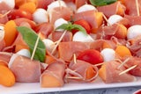 ESC-Abend zuhause? Diese internationalen Fingerfood-Rezepte passen perfekt dazu