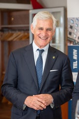 Michael Linhart