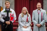Mette-Marit mit Sohn Sverre (links) und Ehemann Haakon.&nbsp;