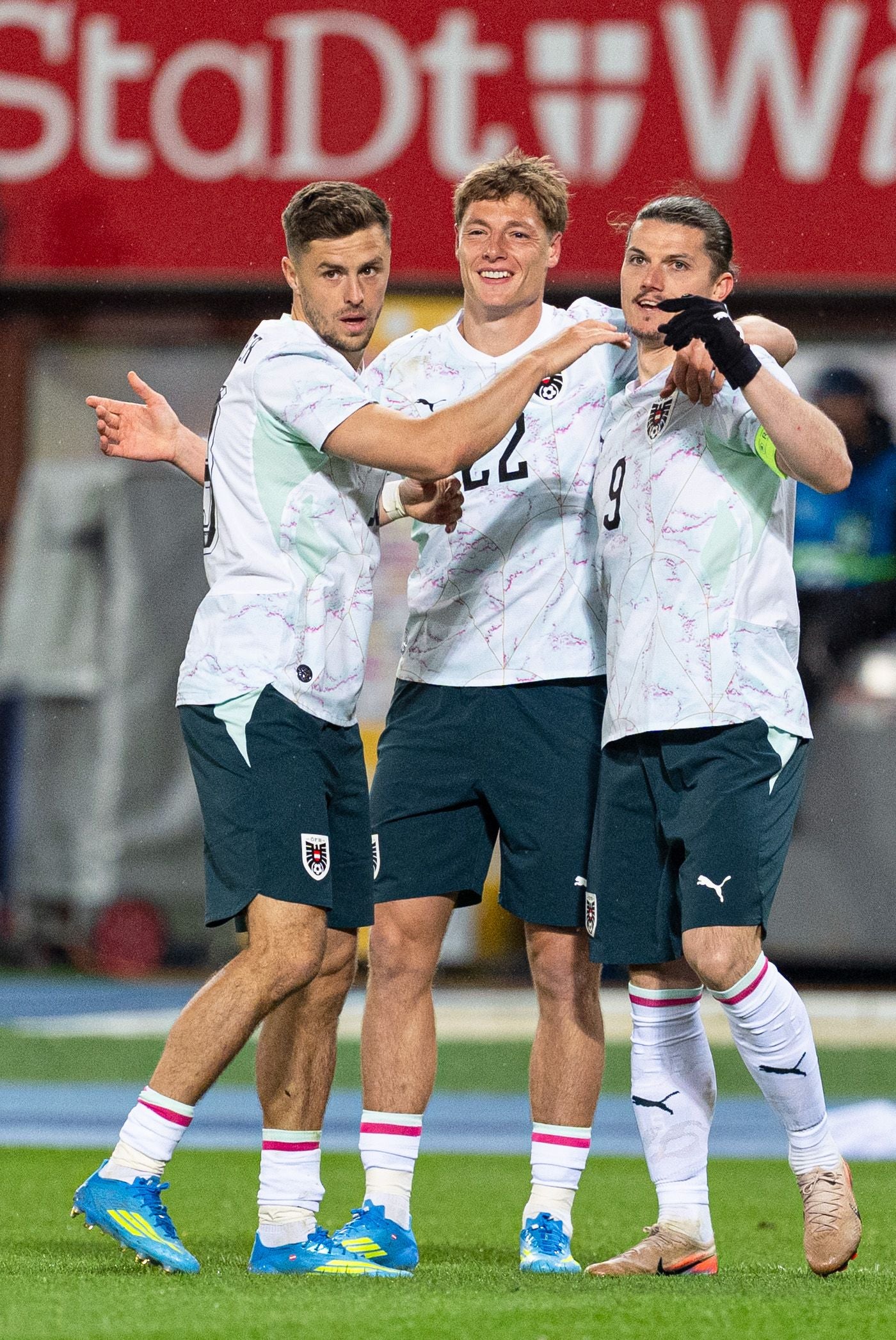 VIENNA,AUSTRIA,27.MAR.26 - SOCCER - OEFB international test match, Austria vs Ghana. Image shows the rejoicing of Christoph Baumgartner, Alexander Prass and Marcel Sabitzer (AUT). Photo: GEPA pictures/ Kevin Kada