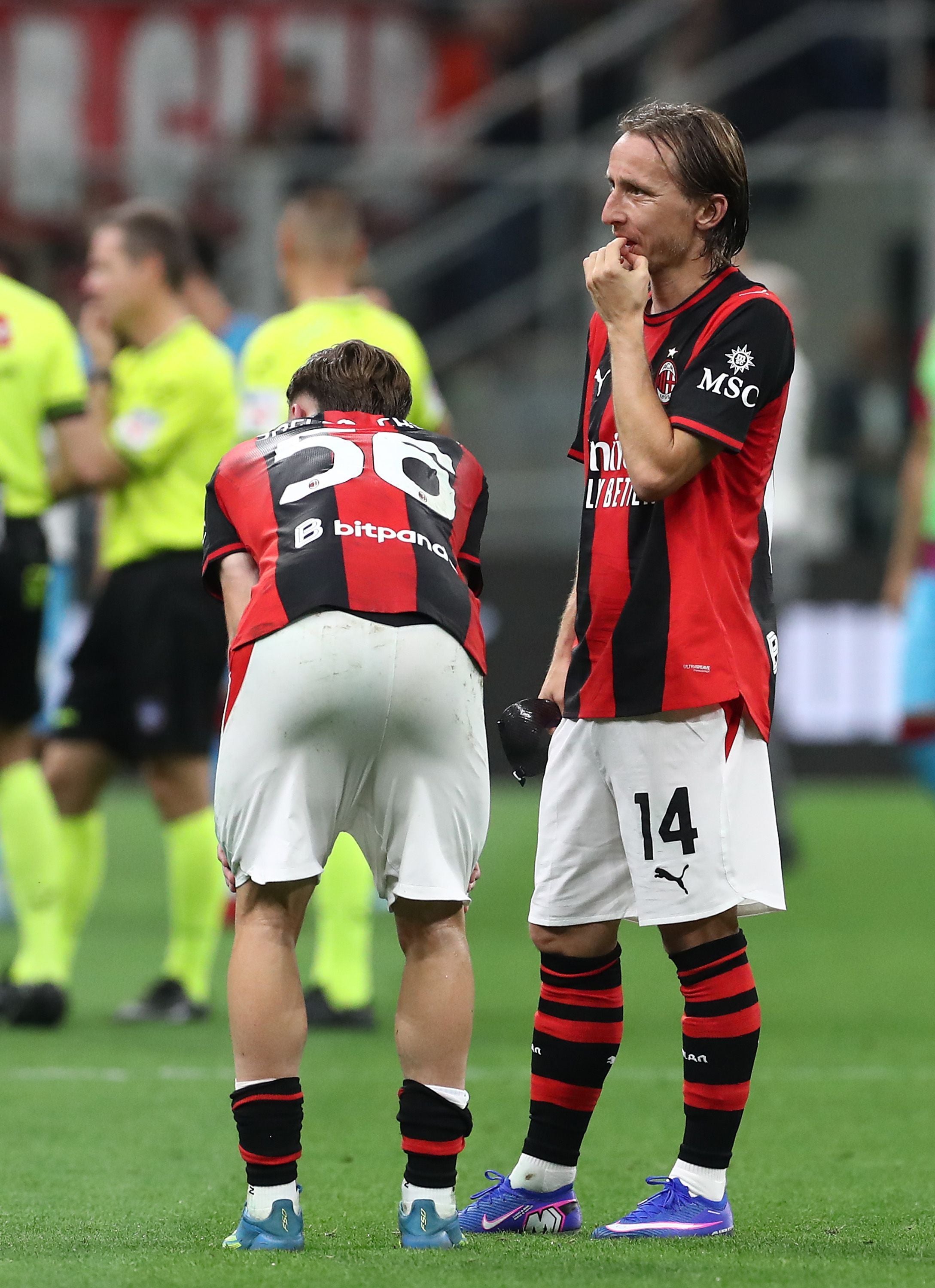 MILAN, ITALY - MAY 24:Alexis Saelemaekers and Luka Modric of AC Milan dejecteds after the Serie A match between AC Milan and Cagliari Calcio at Giuseppe Meazza Stadium on May 24, 2026 in Milan, Italy. (Photo by Marco Luzzani/Getty Images)