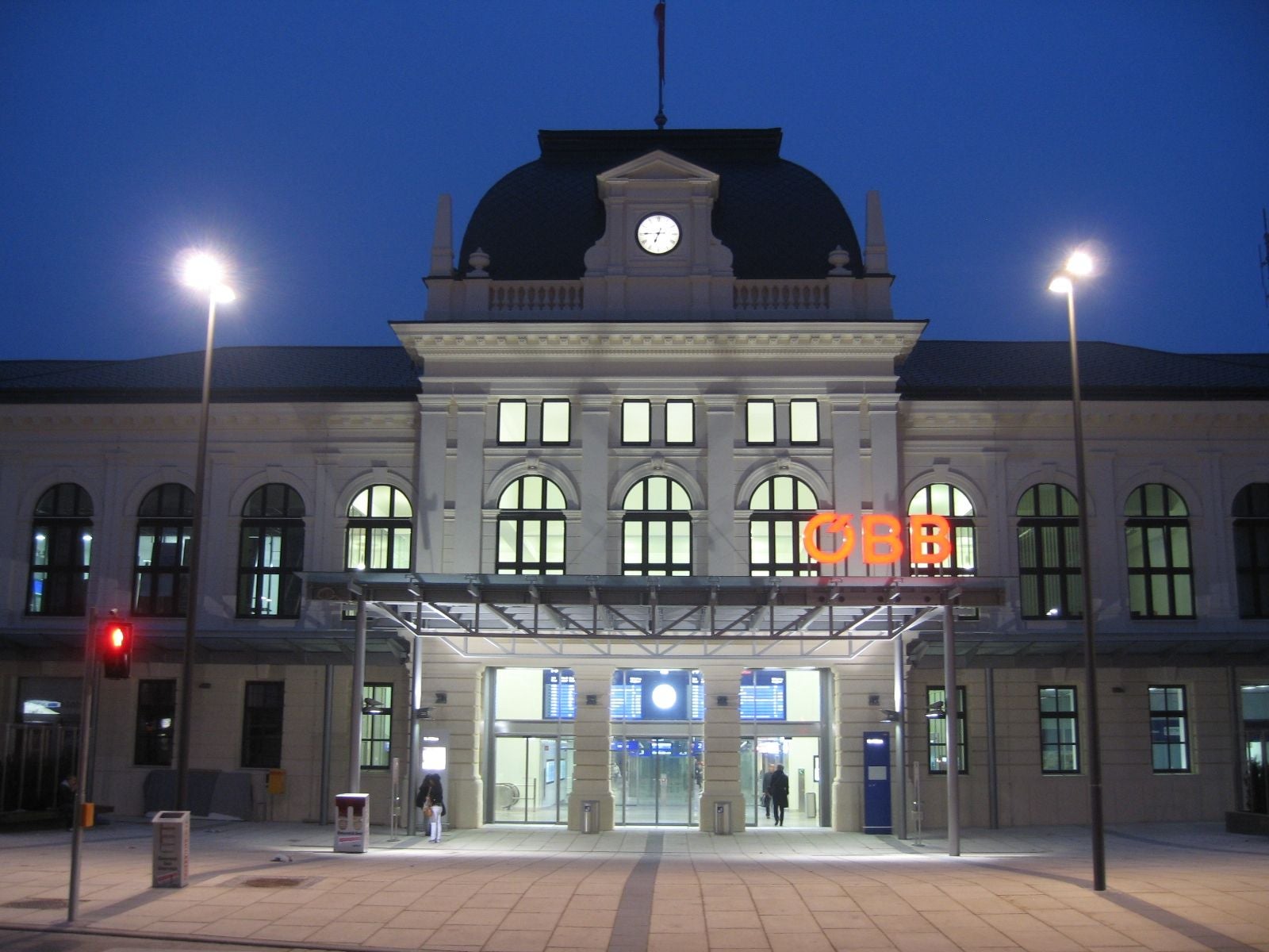 St. Pölten Hauptbahnhof.