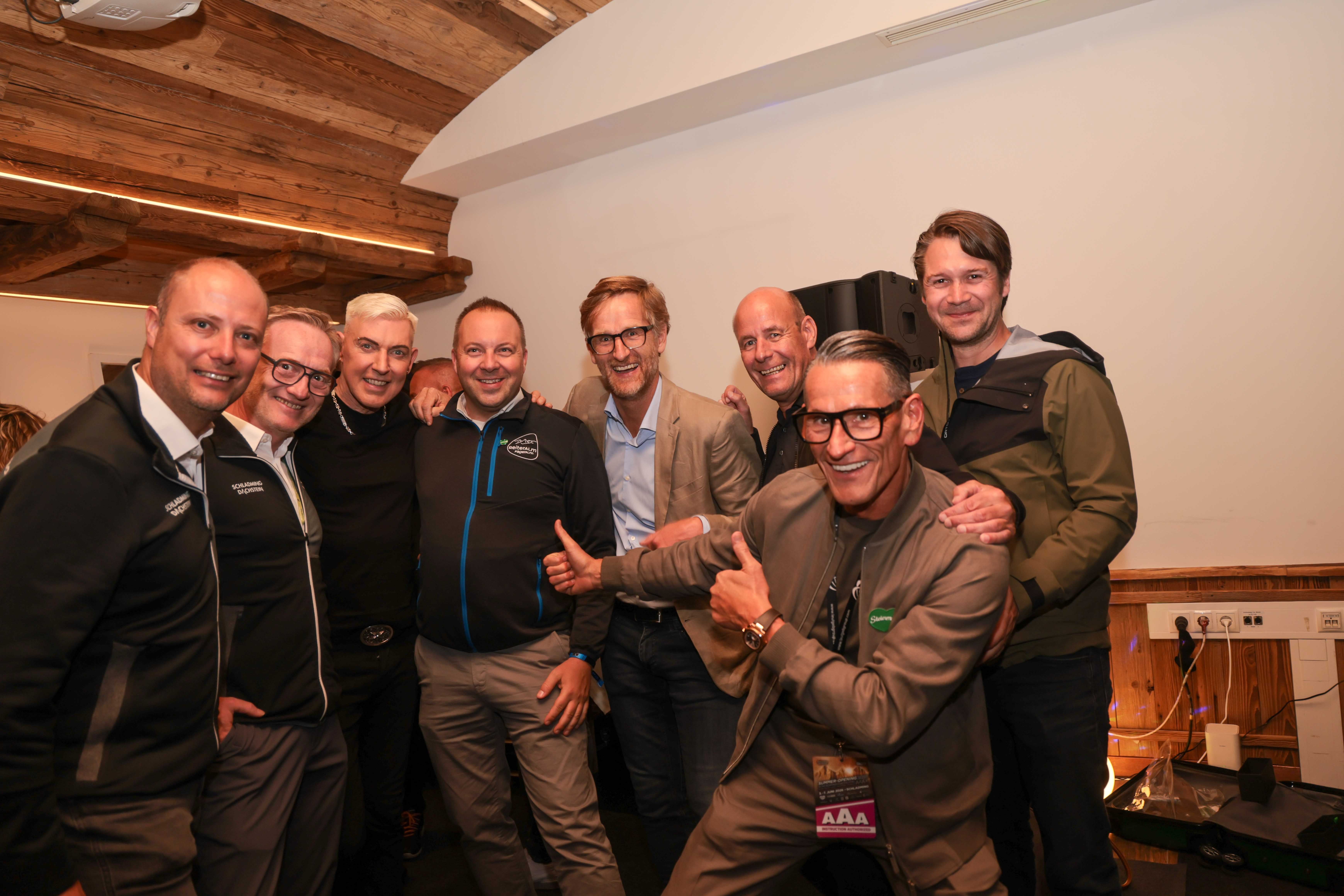 Mathias Schattleitner, Andreas Keinprecht, H.P Baxxter, Daniel Berchthaller, Peter Weichbold, Klaus Hofstätter, Klaus Leutgeb, Franz Eisl