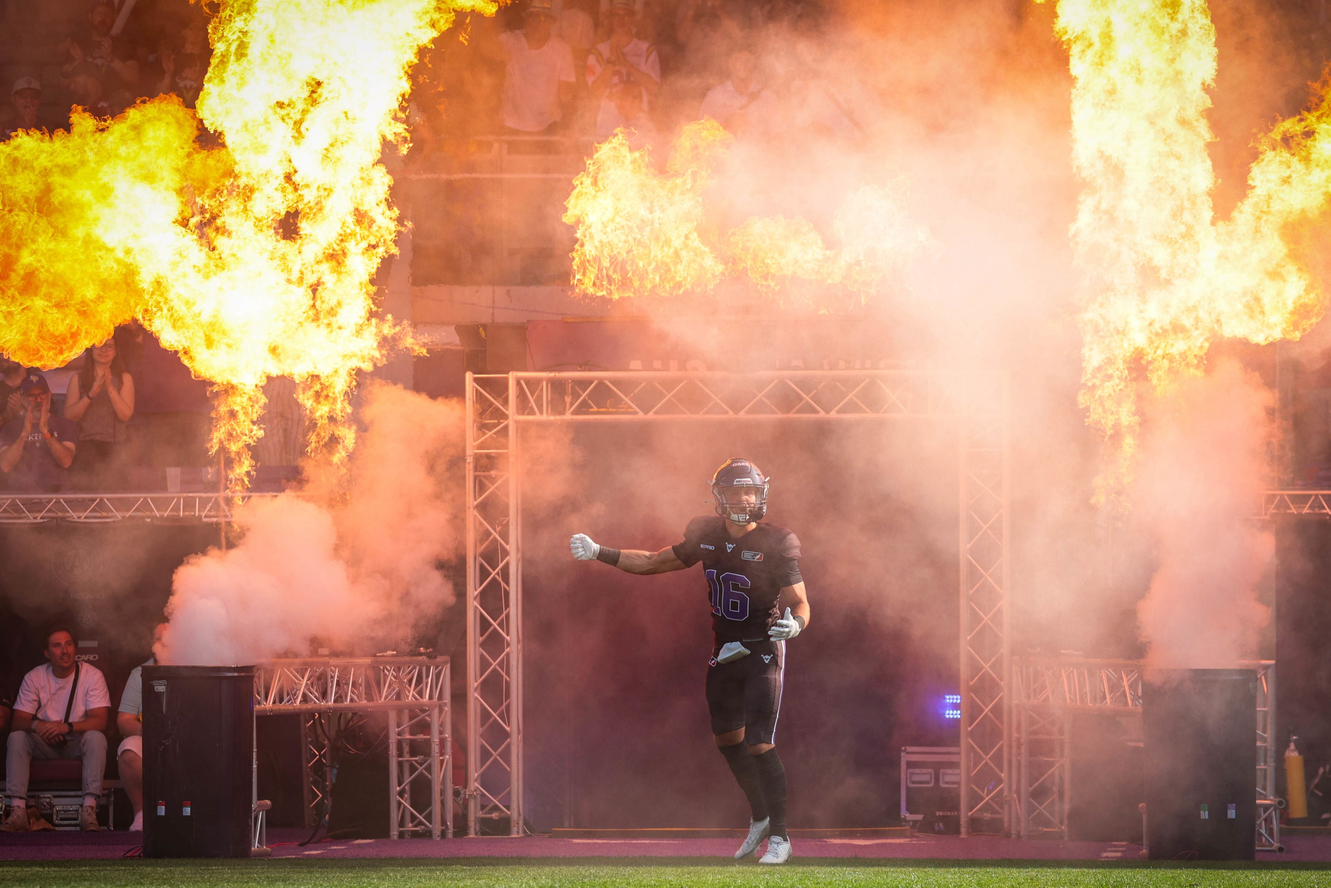 VIENNA,AUSTRIA,21.JUN.25 - AMERICAN FOOTBALL - ELF, European League of Football, Vienna Vikings vs Rhein Fire Image shows Viljo Lempinen (Vikings). Photo: GEPA pictures/ David Bitzan