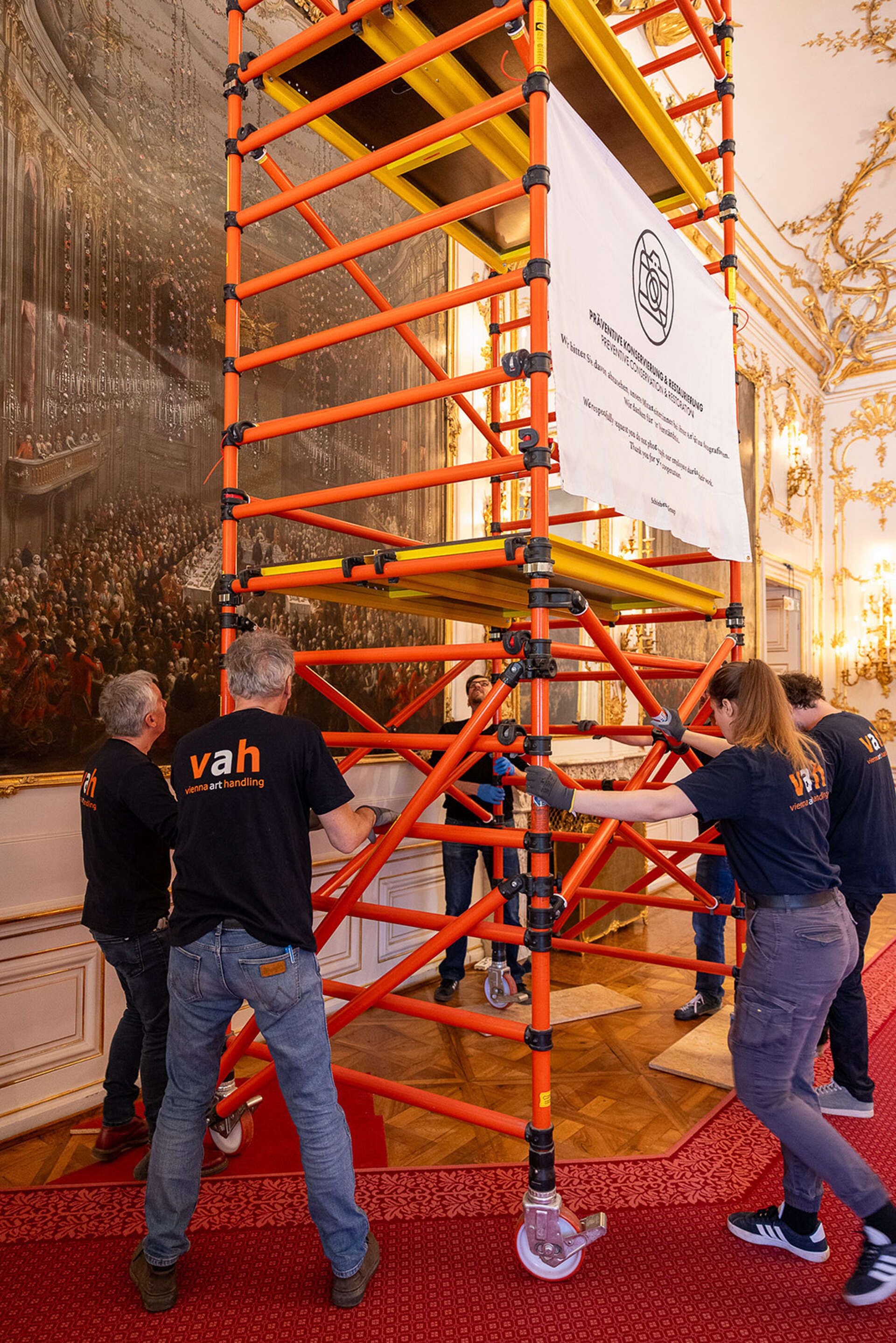 Die Restaurierung des Zeremoniensaals im Schloss Schönbrunn läuft auf Hochtouren.