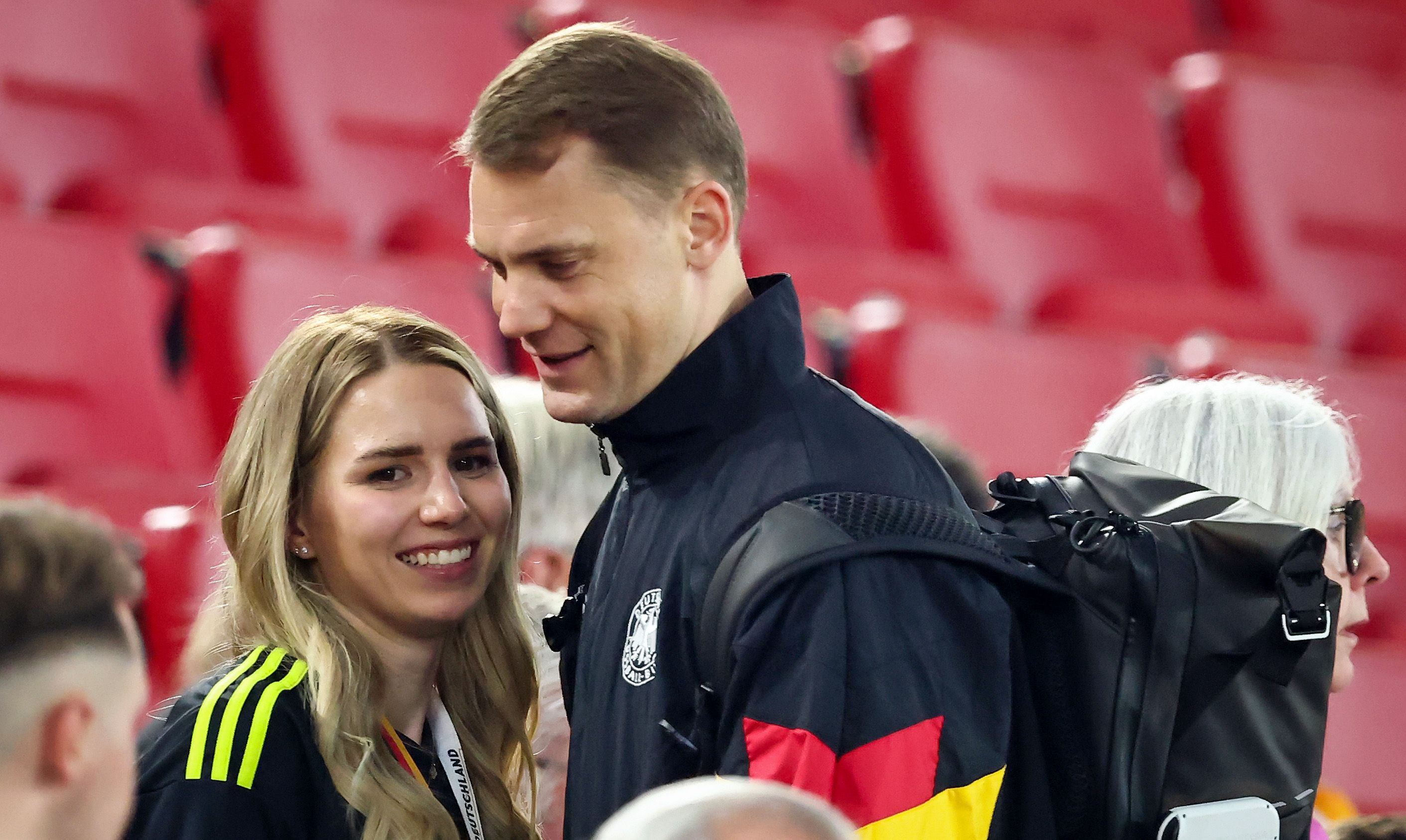 Manuel Neuer und seine jetzige Frau Anika.