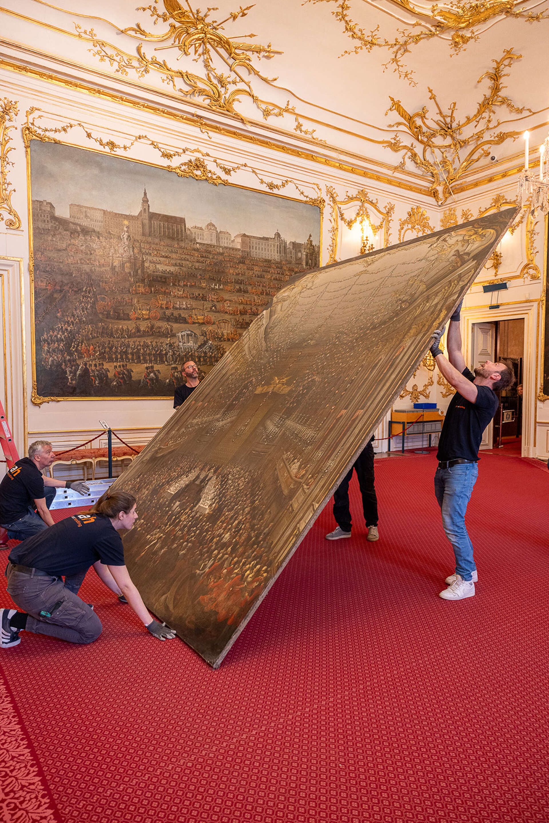 Die Restaurierung des Zeremoniensaals im Schloss Schönbrunn läuft auf Hochtouren.