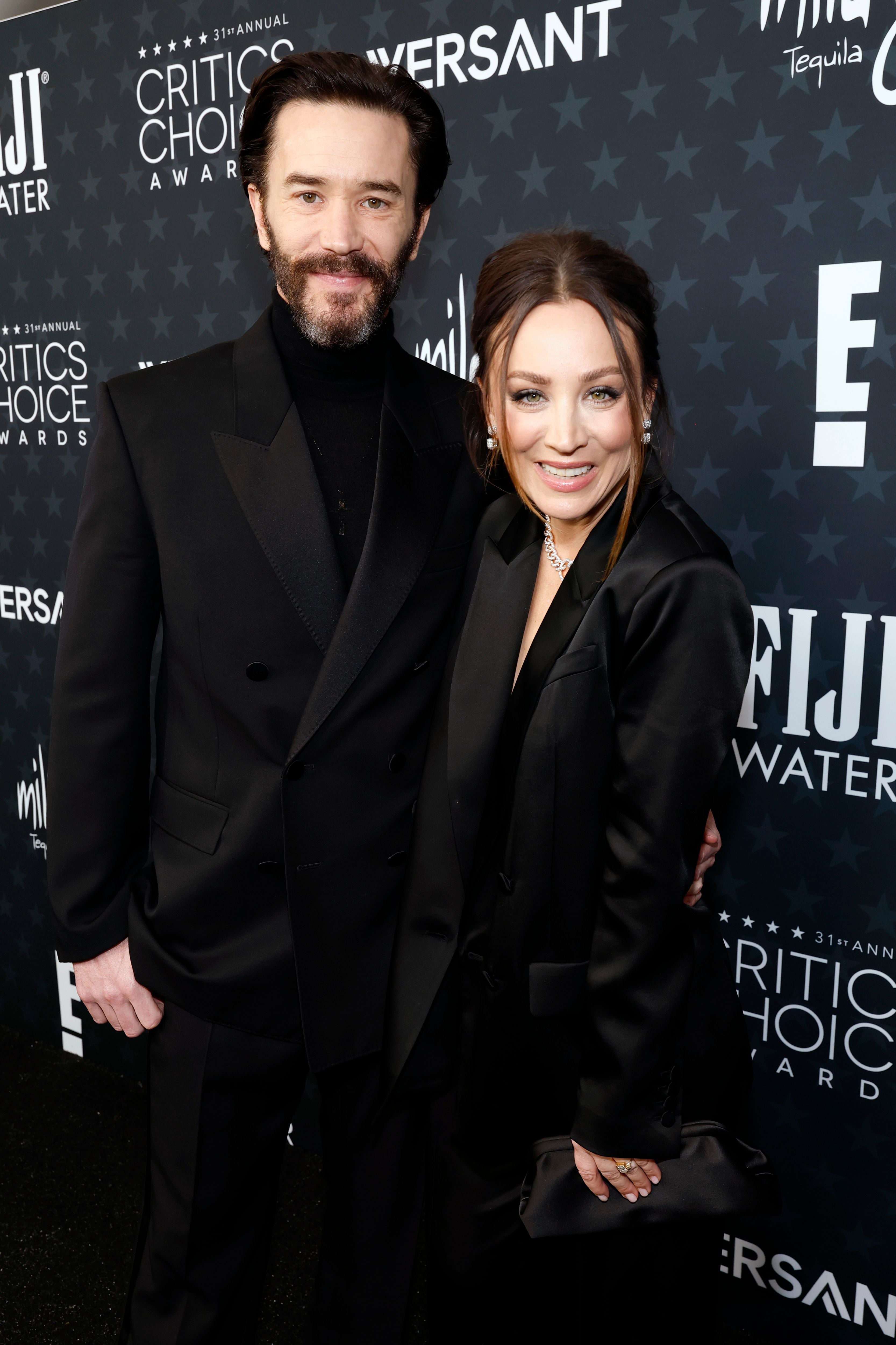 Kaley Cuoco mit Tom Pelphrey