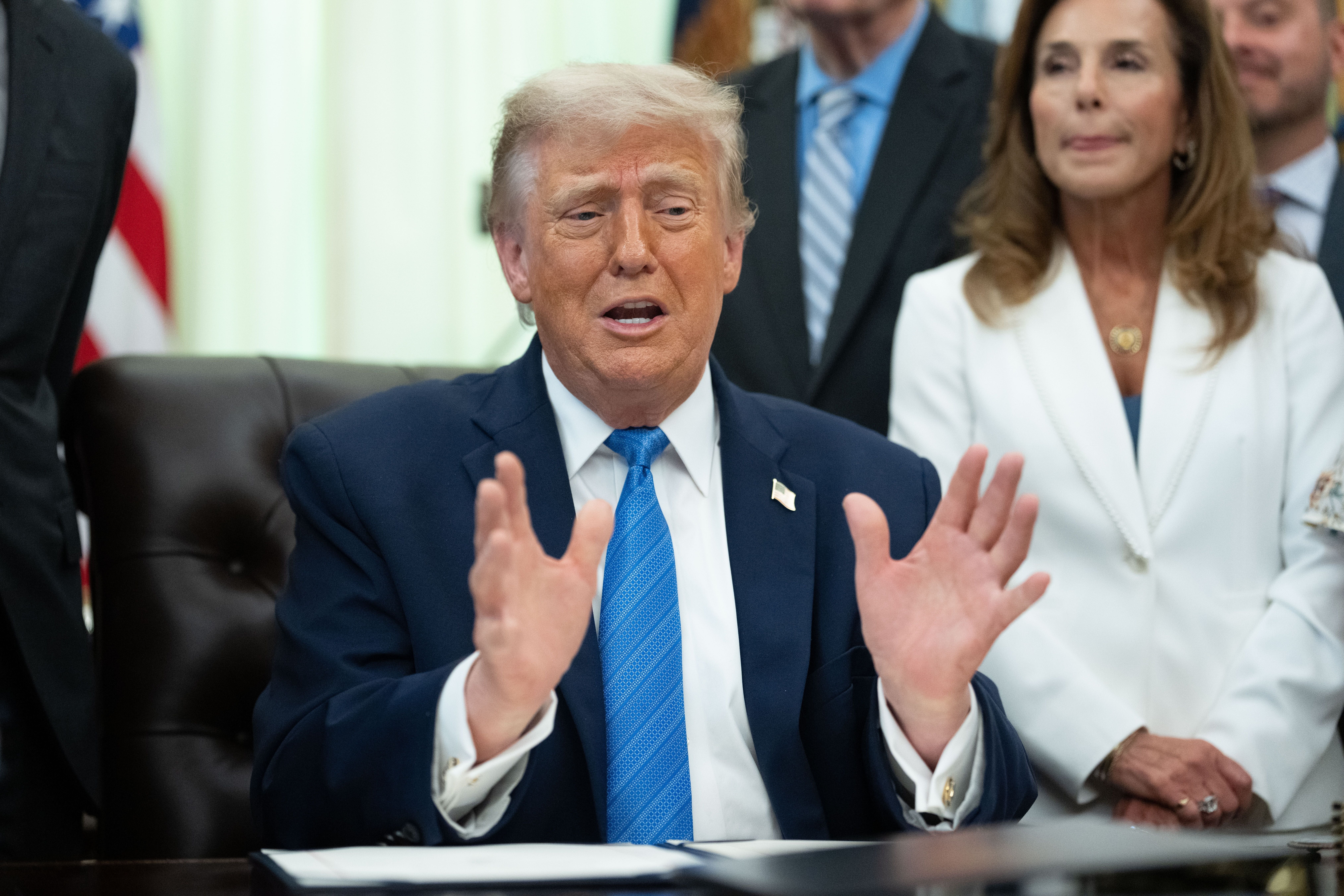 epa13028924 US President Donald Trump gives remarks during a signing ceremony for the "Secure America Act" in the Oval Office of the White House in Washington, DC, USA, 10 June 2026. The act requires proof of citizenship to register to vote. EPA/AARON SCHWARTZ / POOL
