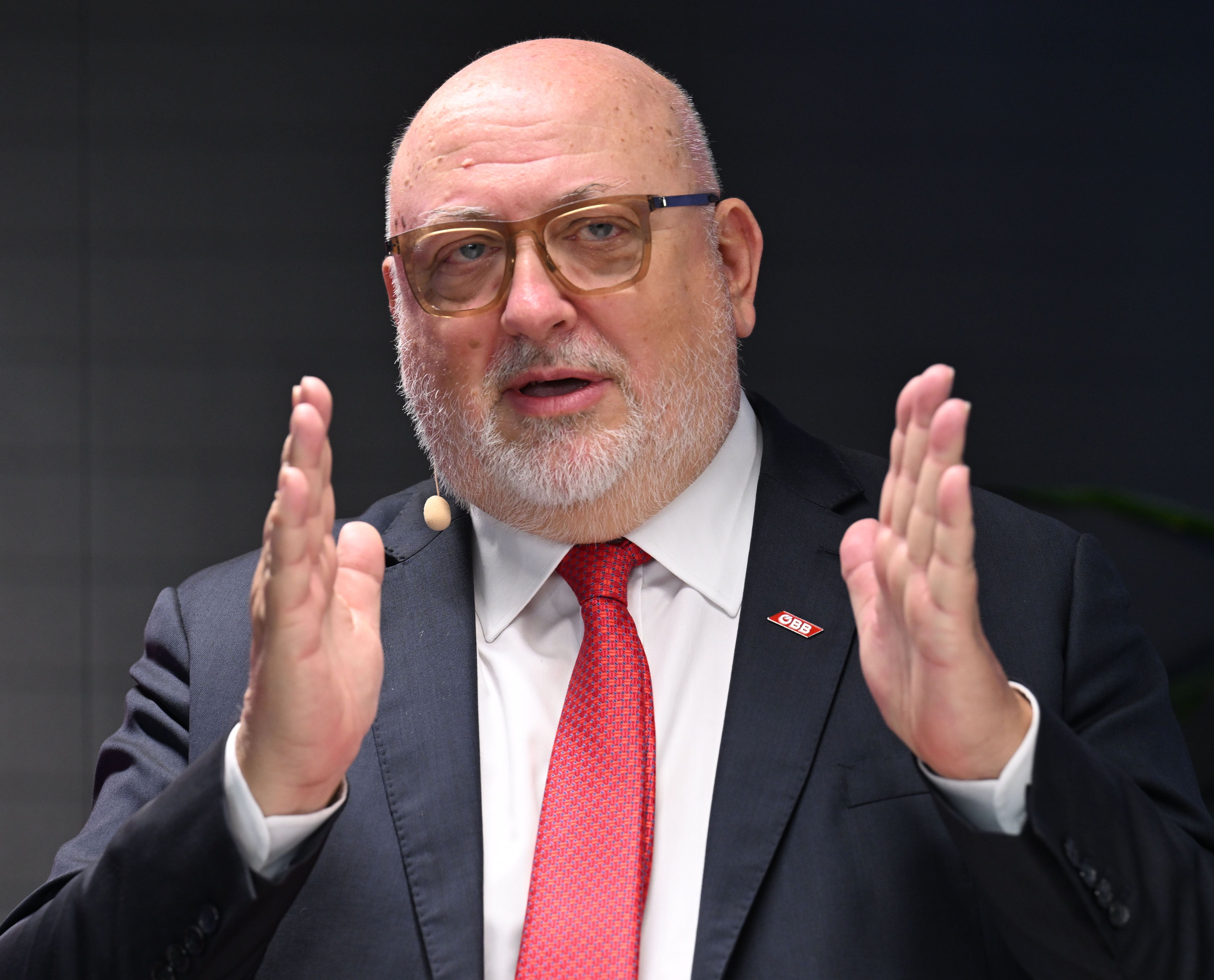 ABD0013_20250605 - WIEN - ÖSTERREICH: ÖBB-Vorstandsvorsitzender Andreas Matthä am Donnerstag, 5. Juni 2025, anl. der PK des Verkehrsministeriums, ÖBB 'Der neue ÖBB-Rahmenplan 2025-2030' in APA-Pressezentrum in Wien. - FOTO: APA/HELMUT FOHRINGER