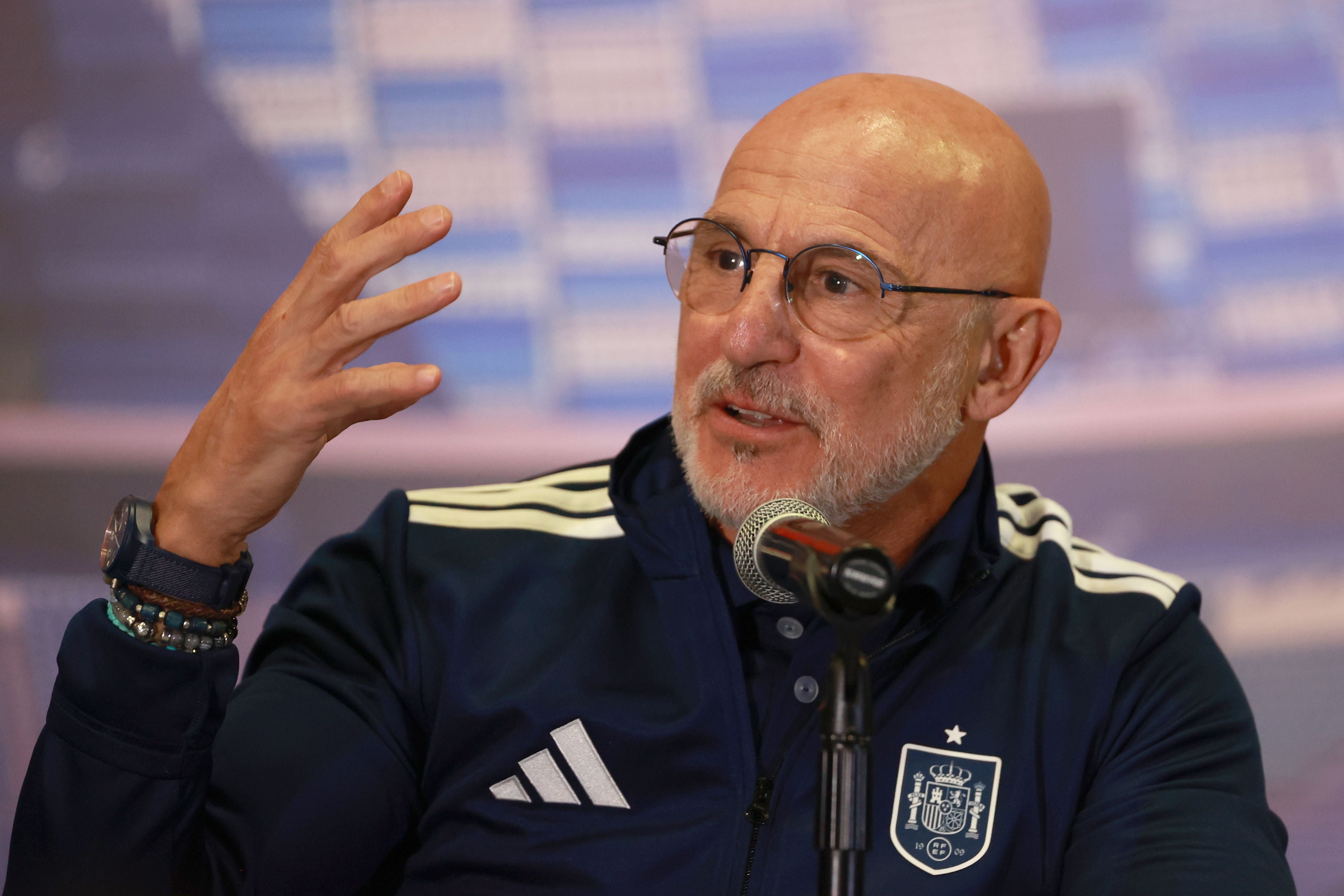 epa13023782 Spain's national team coach, Luis de la Fuente, speaks during a press conference in Puebla, Mexico, 07 June 2026. Spain will face Peru in a friendly soccer match on 08 June. EPA/ALEX CRUZ