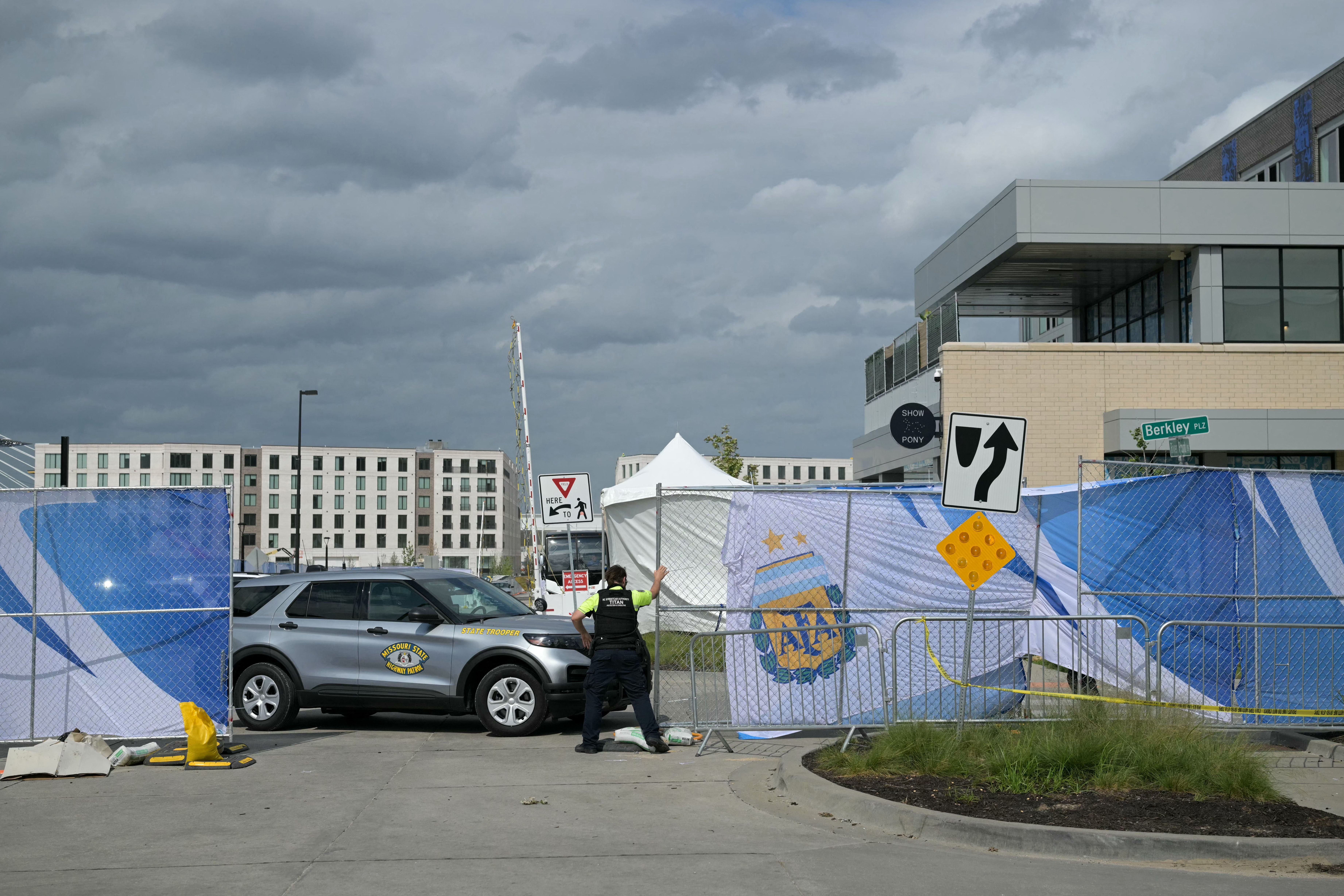 A Missouri State Highway Patrol vehicle leaves the Argentina's base camp at the Origin Kansas City Riverfront hotel in Kansas City on June 10, 2026, ahead of the 2026 World Cup football tournament. (Photo by JUAN MABROMATA / AFP)