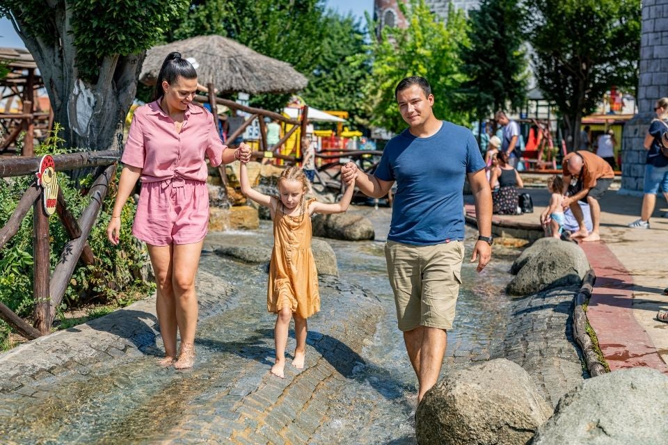 In der Family City kommen Spaß und Unterhalten weder für Erwachsene noch für Kinder zu kurz. Daher ein Tipp: Nehmen Sie sich Zeit und bleiben Sie über Nacht in der Family City.