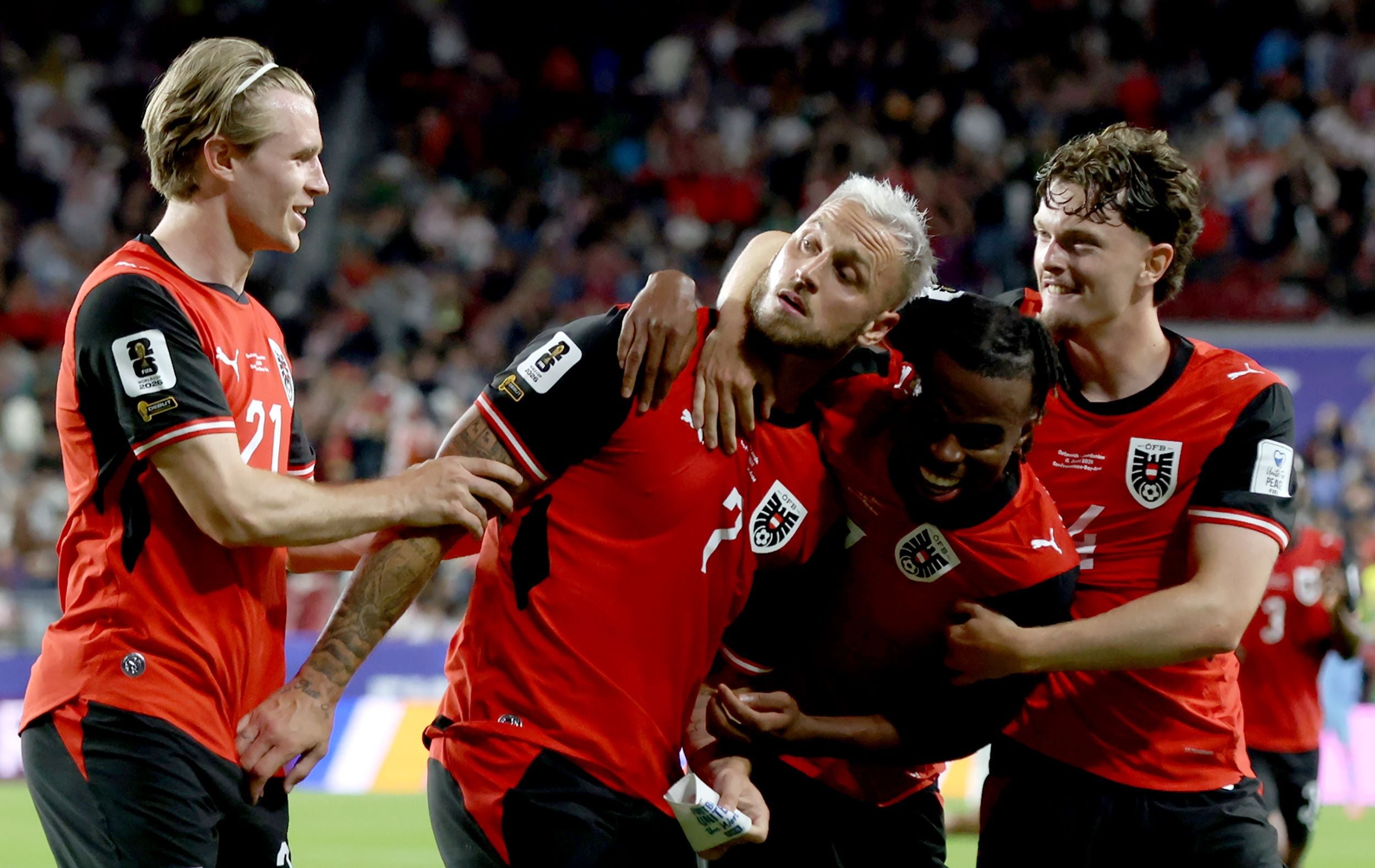 epaselect epa13043111 Marko Arnautovic (2L) of Austria is celebrated by teammates after scoring his team's third goal from a penalty during the FIFA World Cup 2026 group stage match Austria against Jordan, in San Francisco, USA, 16 June 2026. EPA/BENJAMIN FANJOY