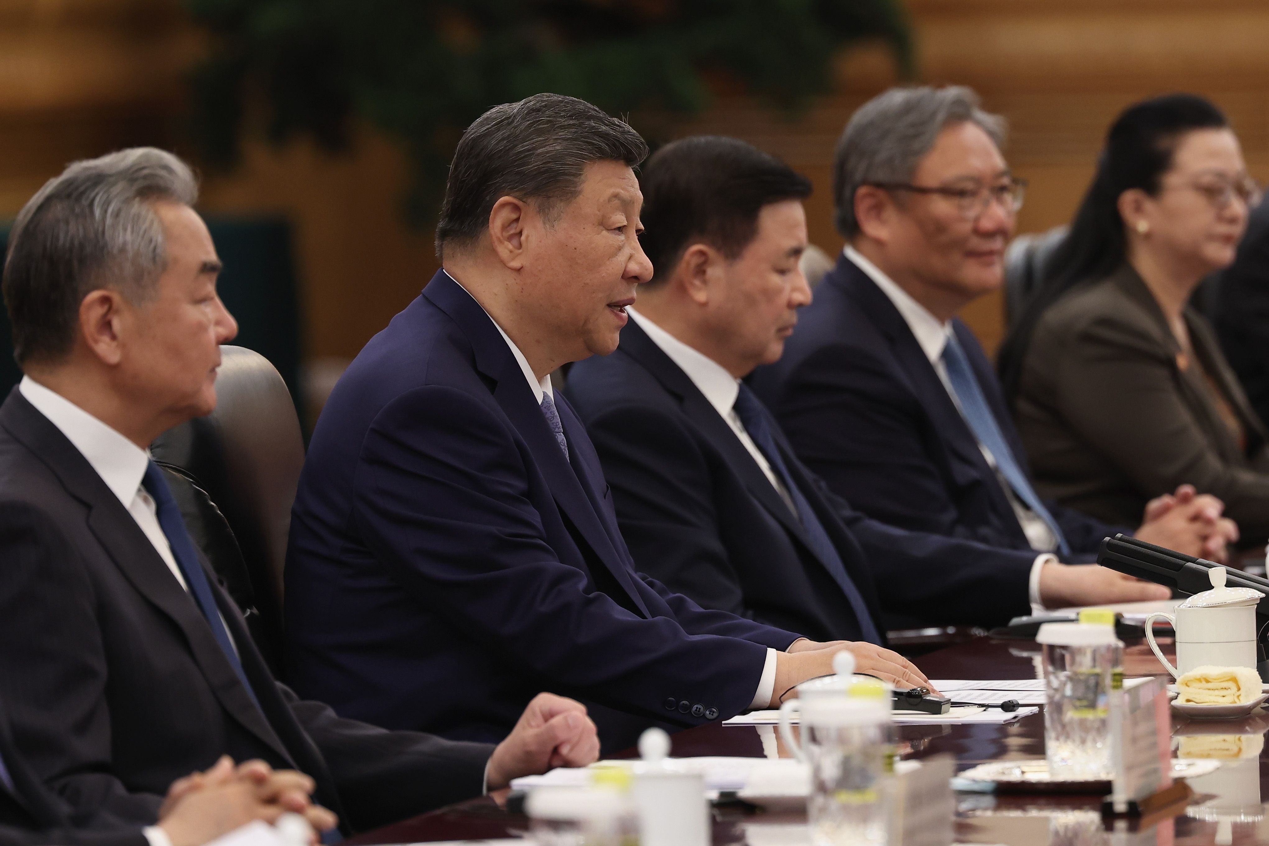 epa13040417 Chinese President Xi Jinping (2-L) attends a meeting with Myanmar's President Min Aung Hlaing (not pictured) at the Great Hall of the People in Beijing, China, 16 June 2026. President Min Aung Hlaing's state visit to China takes place from June 15 to 19 at the invitation of President Xi Jinping. EPA/Lintao Zhang / POOL