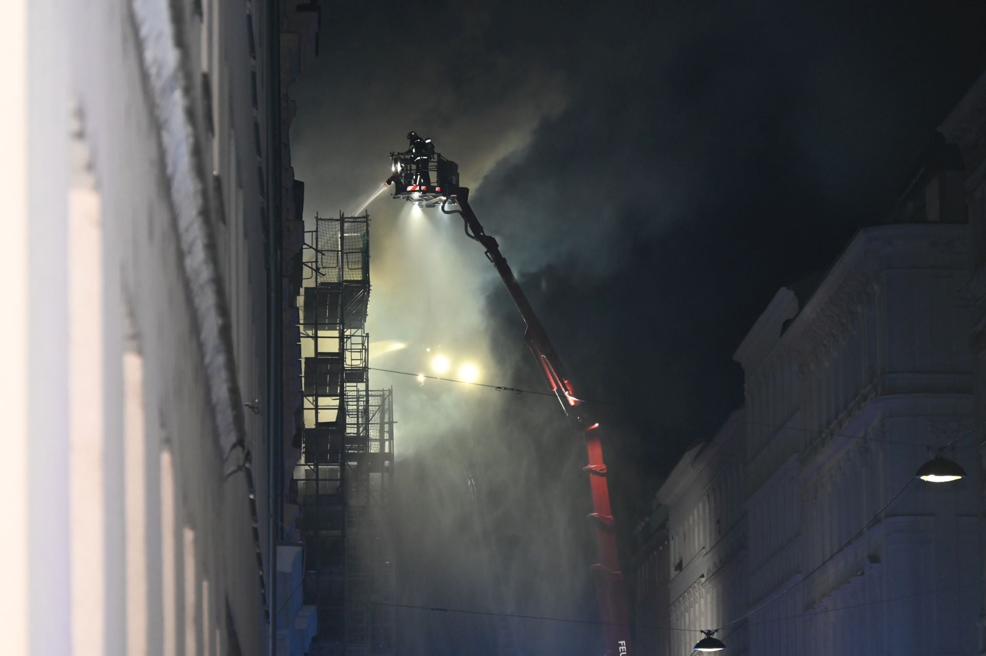Brand Dach wien