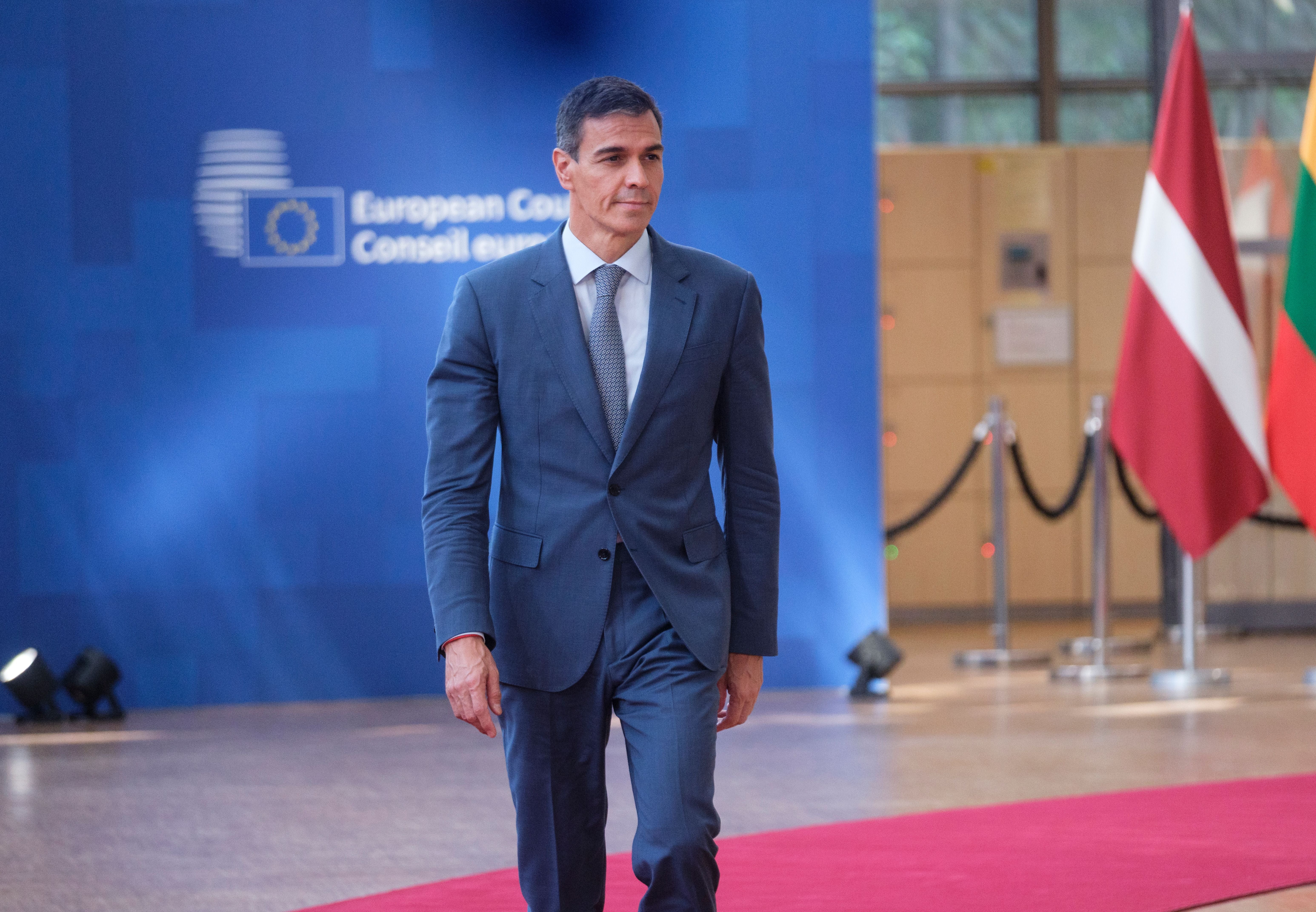BRUSSELS, BELGIUM - JUNE 18: Spanish President of the government Pedro Sanchez Perez-Castejon talks to media prior the start of an EU Summit in the Europa building on June 18, 2026 in Brussels, Belgium. Today's two-day meeting of the European Council in Brussels is focused on Ukraine and support for its EU membership bid, the EU's next long-term budget (20282034), economic competitiveness, the Middle East, migration, and European security and defence. (Photo by Thierry Monasse/Getty Images)
