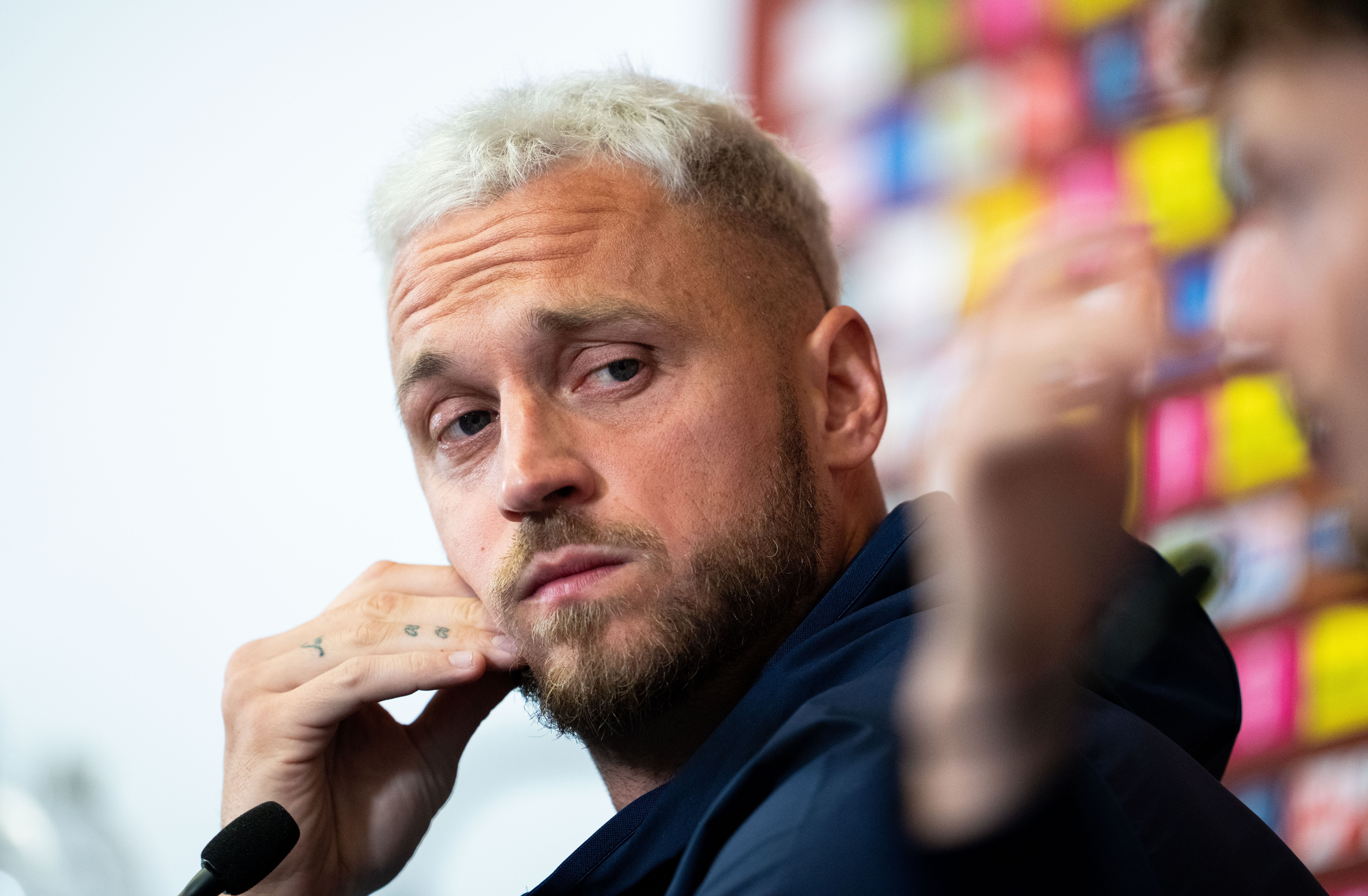 ABD0227_20260619 - SANTA BARBARA - USA: vlnr.: Marko Arnautovic (AUT) und Paul Wanner (AUT) am Freitag, 19. Juni 2026, im Rahmen einer PK des ÖFB Nationalteams in Santa Barbara. - FOTO: APA/GEORG HOCHMUTH