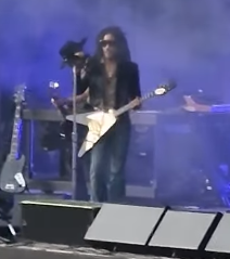 Lenny Kravitz auf Burg Clam
