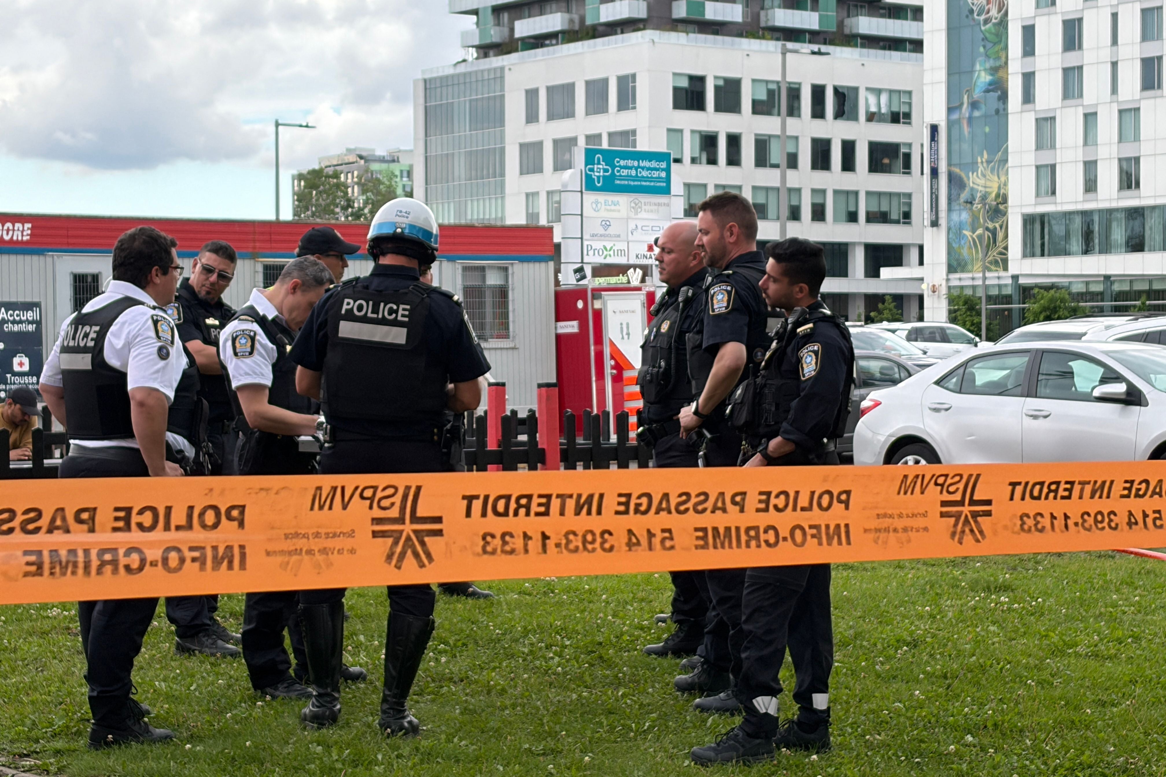 Polizei-Einsatz nach Schüssen im jüdischen Viertel von Montreal.