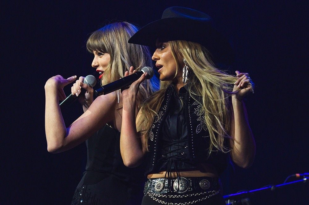 Taylor Swift und Lainey Wilson