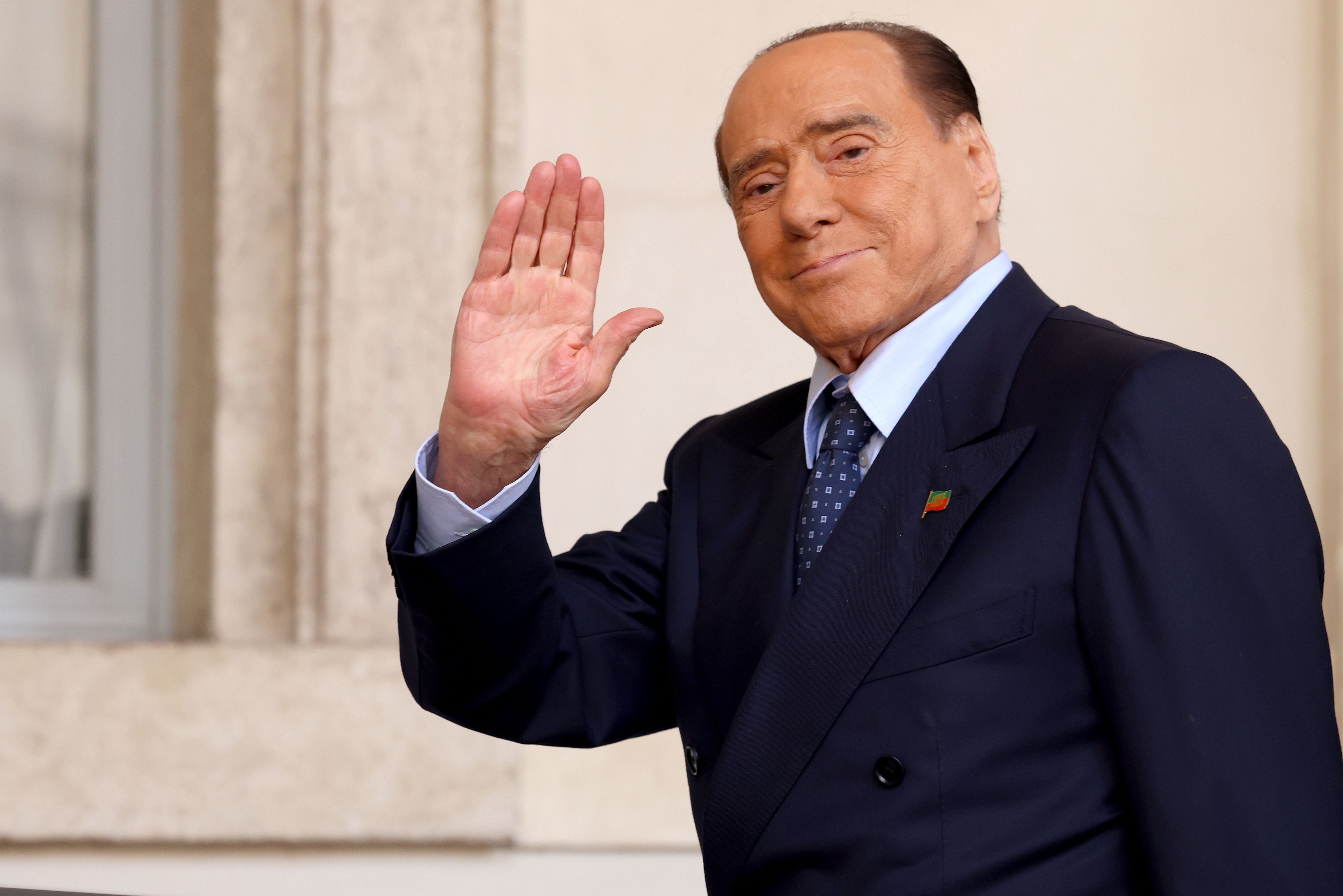 ROME, ITALY - OCTOBER 21: Silvio Berlusconi of “Forza Italia" party arrives at the Quirinale Palace for consultations of Italian President Sergio Mattarell with political parties leaders on October 21, 2022 in Rome, Italy. The President of the Italian Republic Sergio Mattarella will begin his consultations for the formation of the country's new government after the historic victory of the political right in the September 25 legislative elections. (Photo by Franco Origlia/Getty Images)