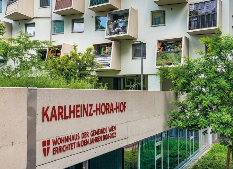 Der Karlheinz-Hora-Hof im 2. Wiener Gemeindebezirk.
