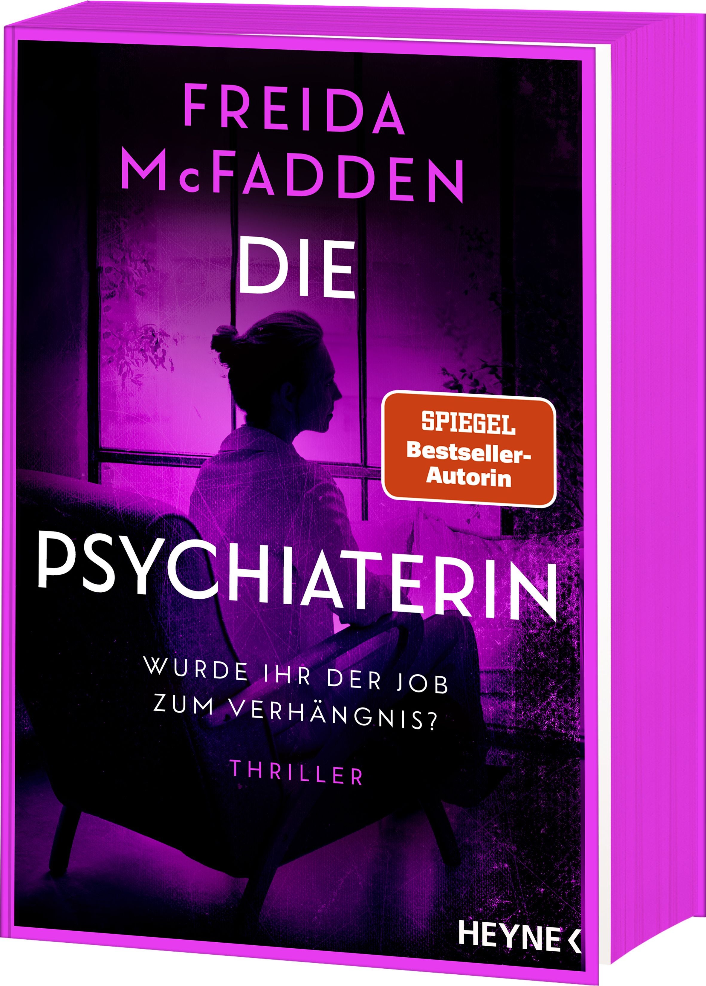 Buchcover von "Die Psychiaterin" von Freida McFadden mit lila Farbgebung und Frau im Profil.