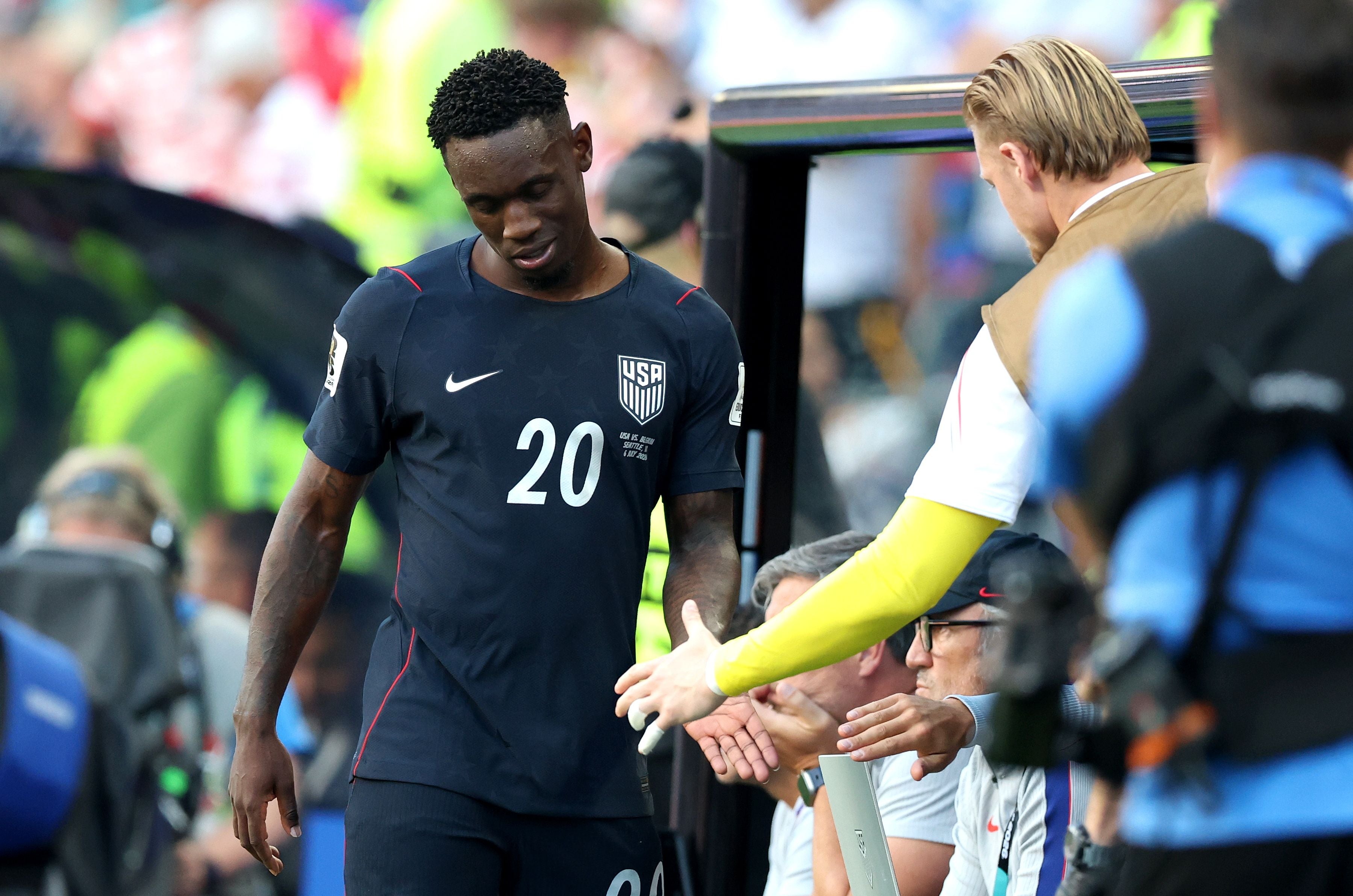 Folarin Balogun verlässt enttäuscht das Spielfeld bei der WM 2026 in Seattle.