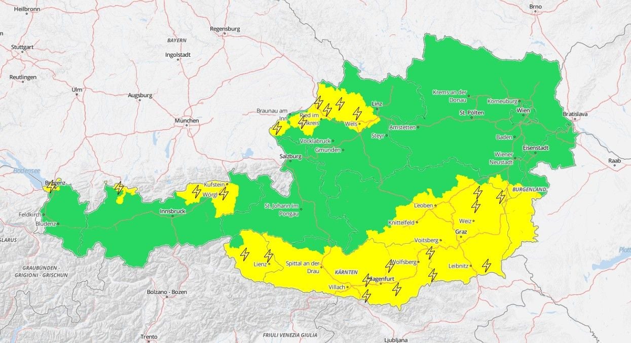 Karte von Österreich mit gelber Gewitterwarnung in mehreren südlichen und westlichen Regionen.