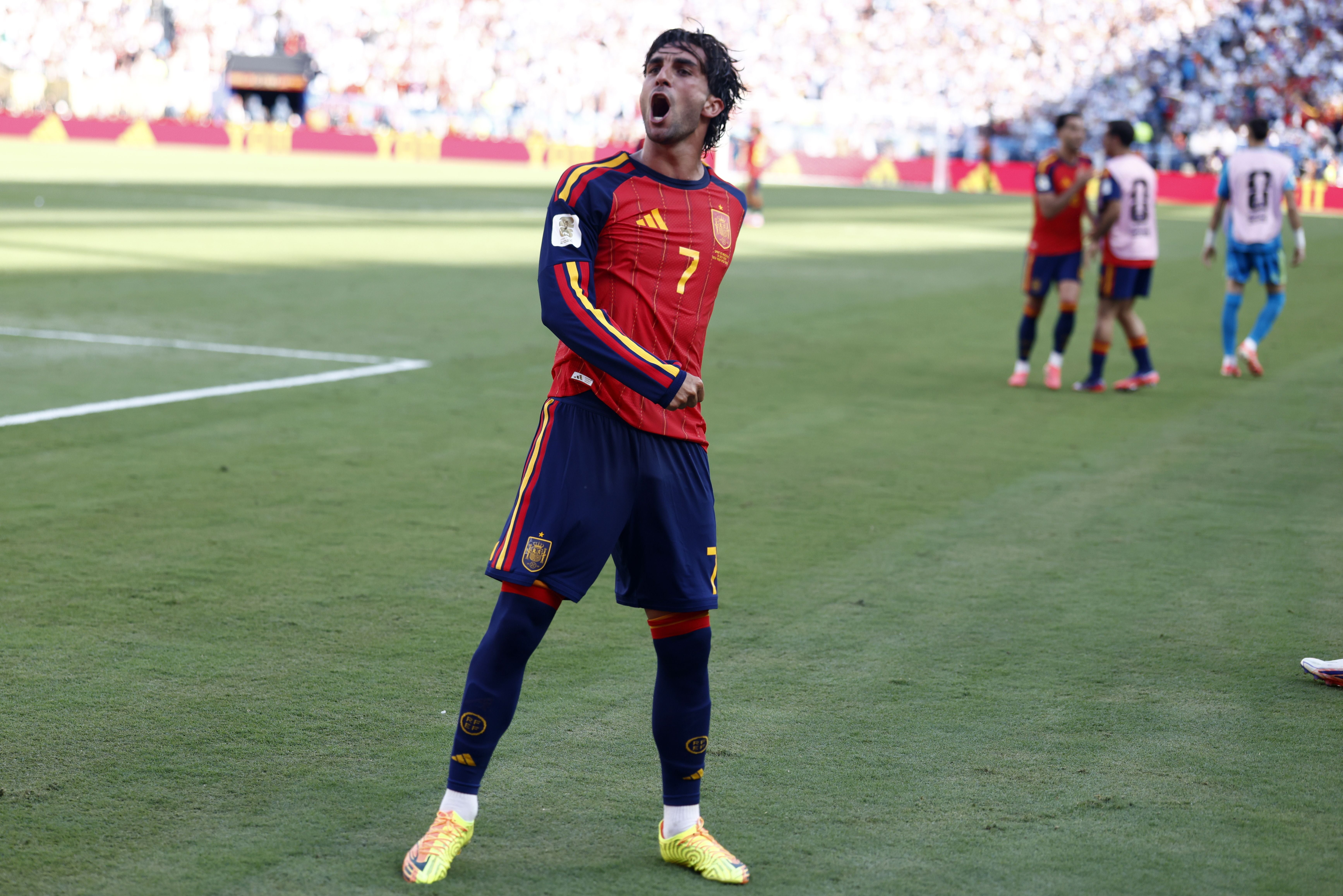 Ferran Torres jubelt nach seinem Tor für Spanien beim WM-Finale 2026 gegen Argentinien.