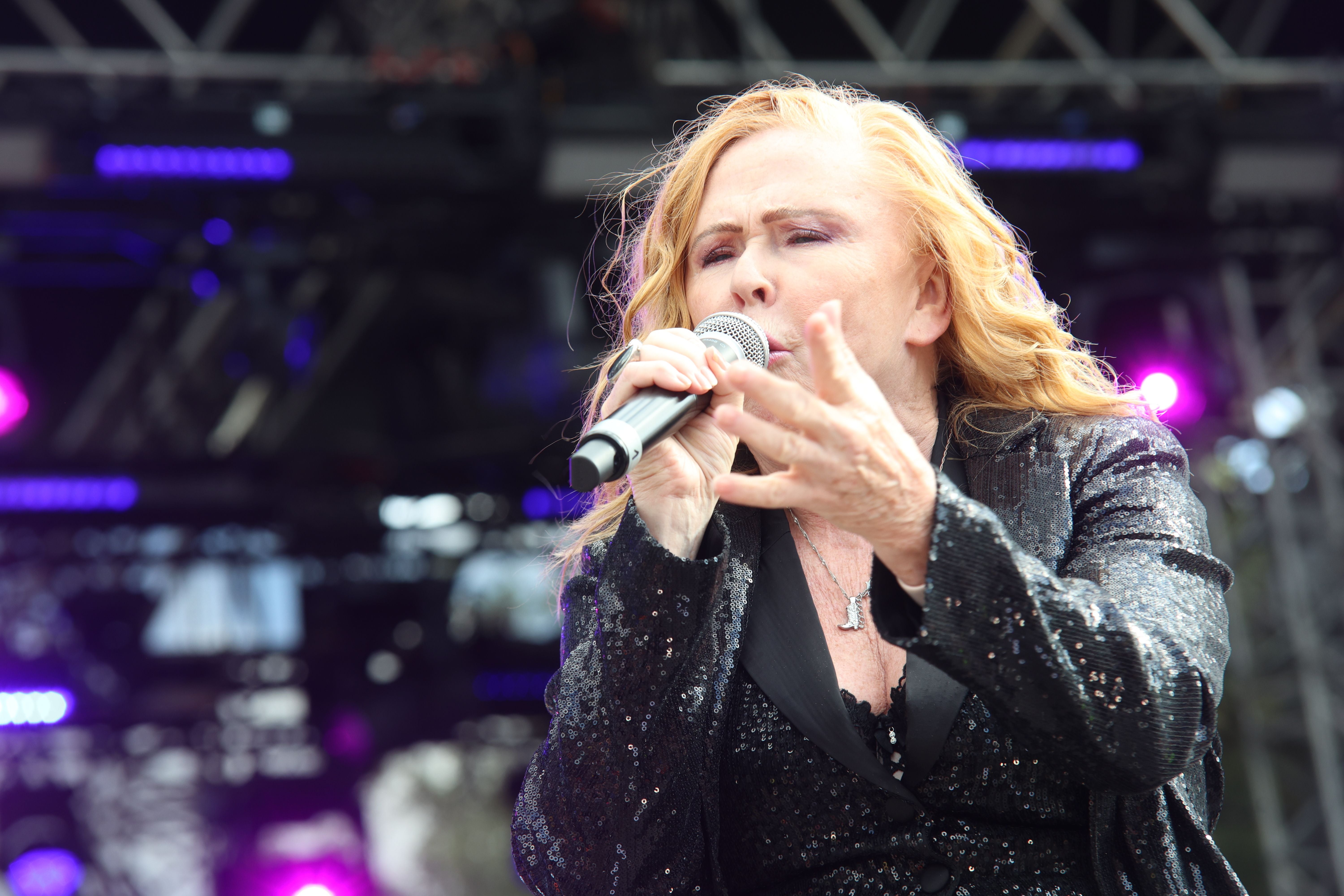 Carol Decker