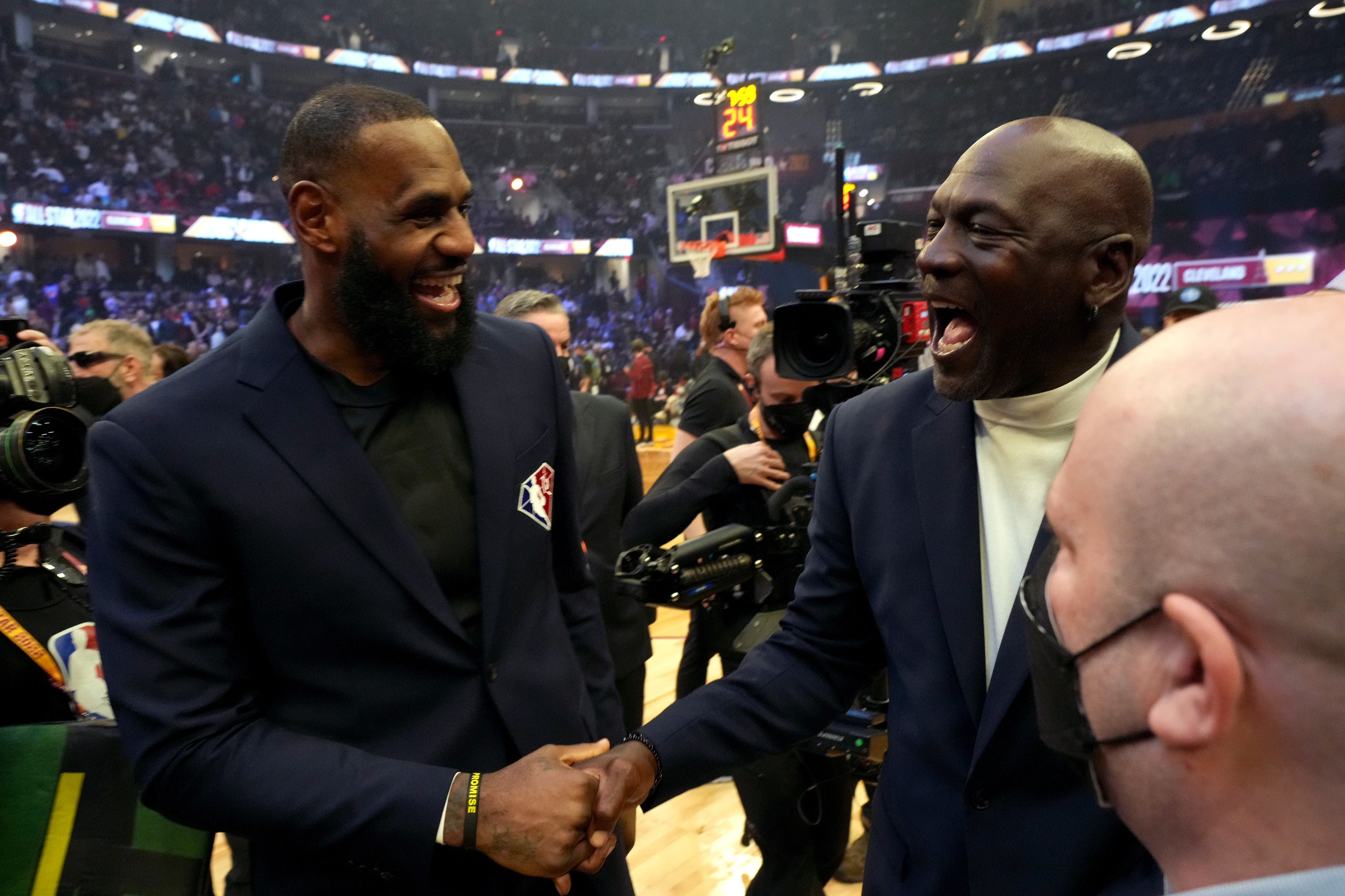 Zwei Größen des Sports: LeBron James und Michael Jordan