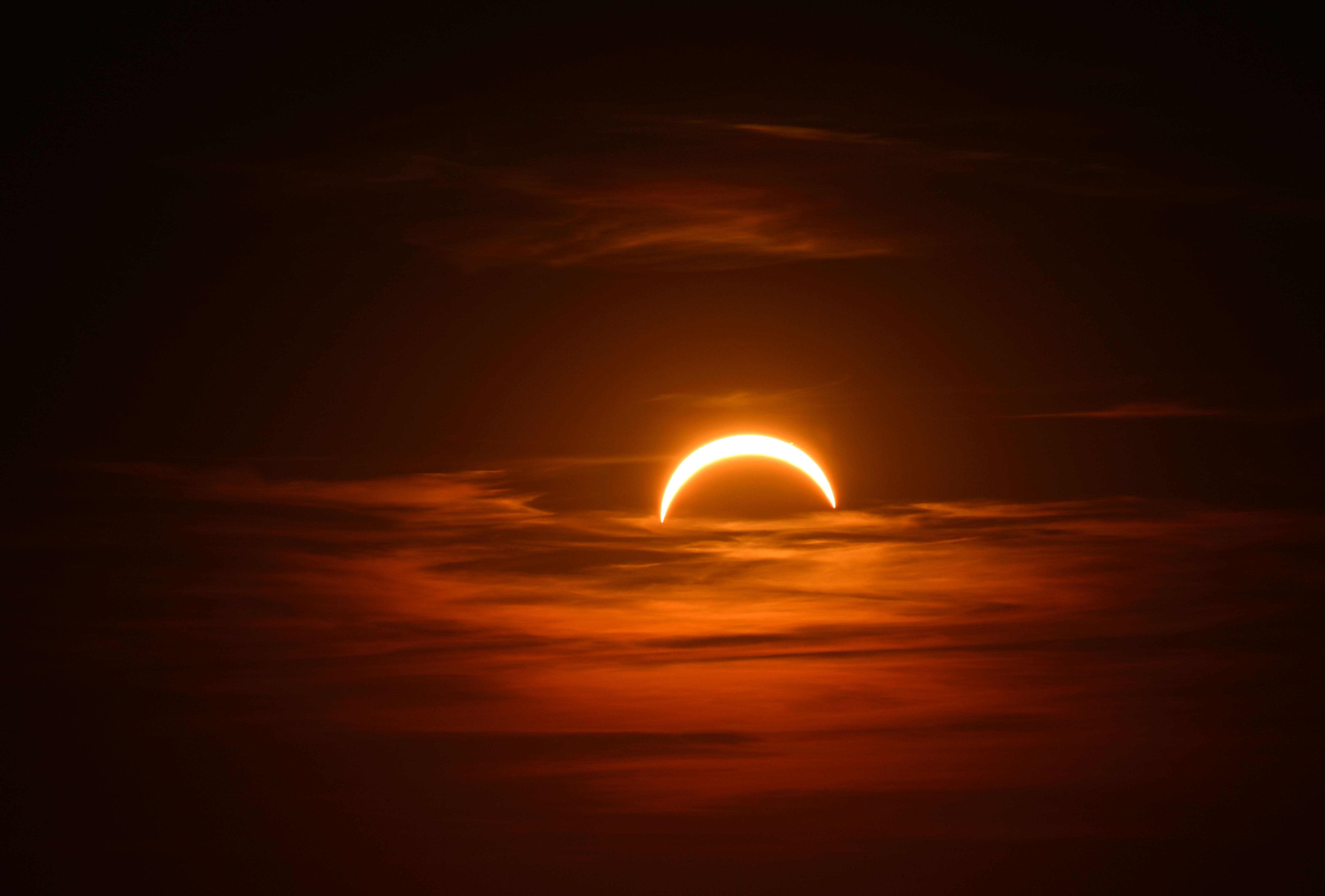 Die partielle Sonnenfinsternis über Österreich am Mittwoch, 12. August 2026, in Salzburg.